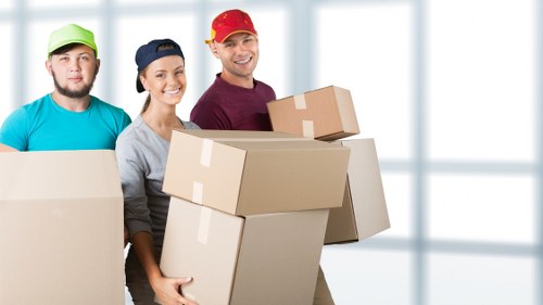 Local moving van helping with property access and parking in West Wickham